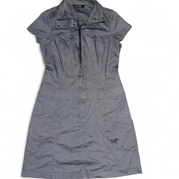Dresses & Skirts - Arc'teryx gray utility shirt dress featuring a flattering fitted silhouette